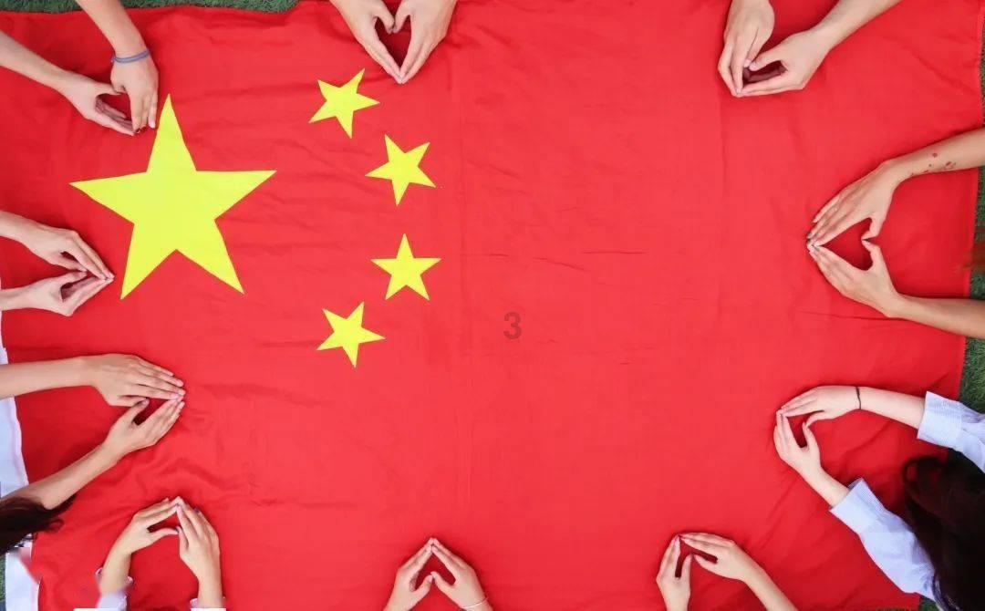 连接正负极