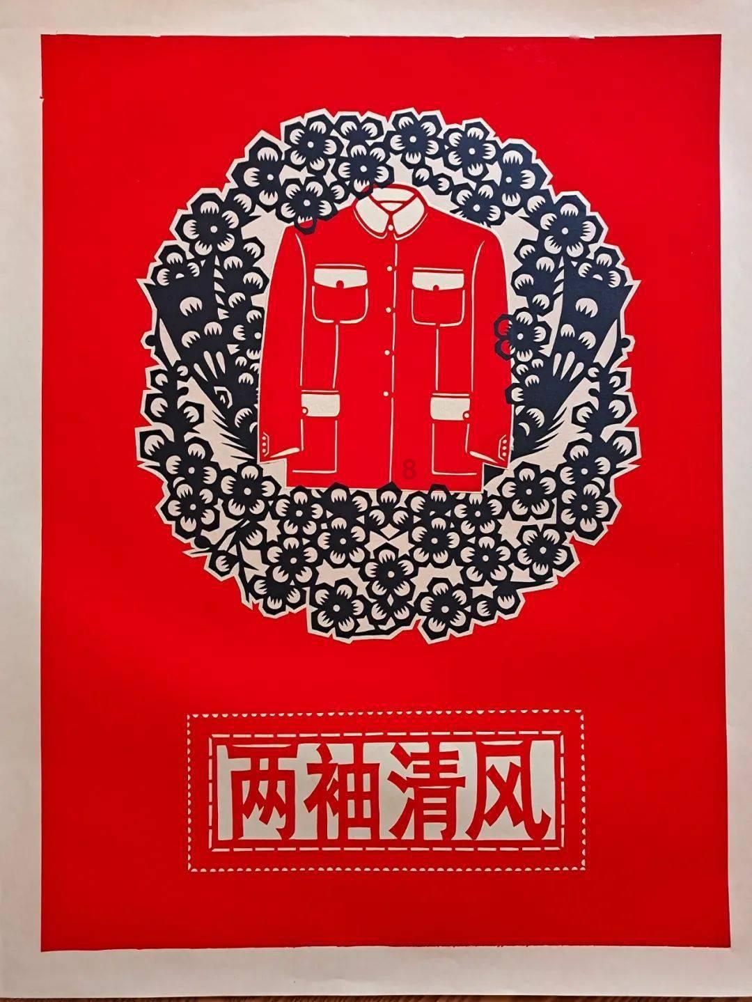 女子雪乡观光，大巴车轮胎掉落，司机处置得当一车人平安无事