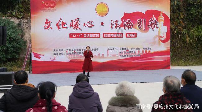 美股三大指数开盘齐涨 纳指涨0.9%